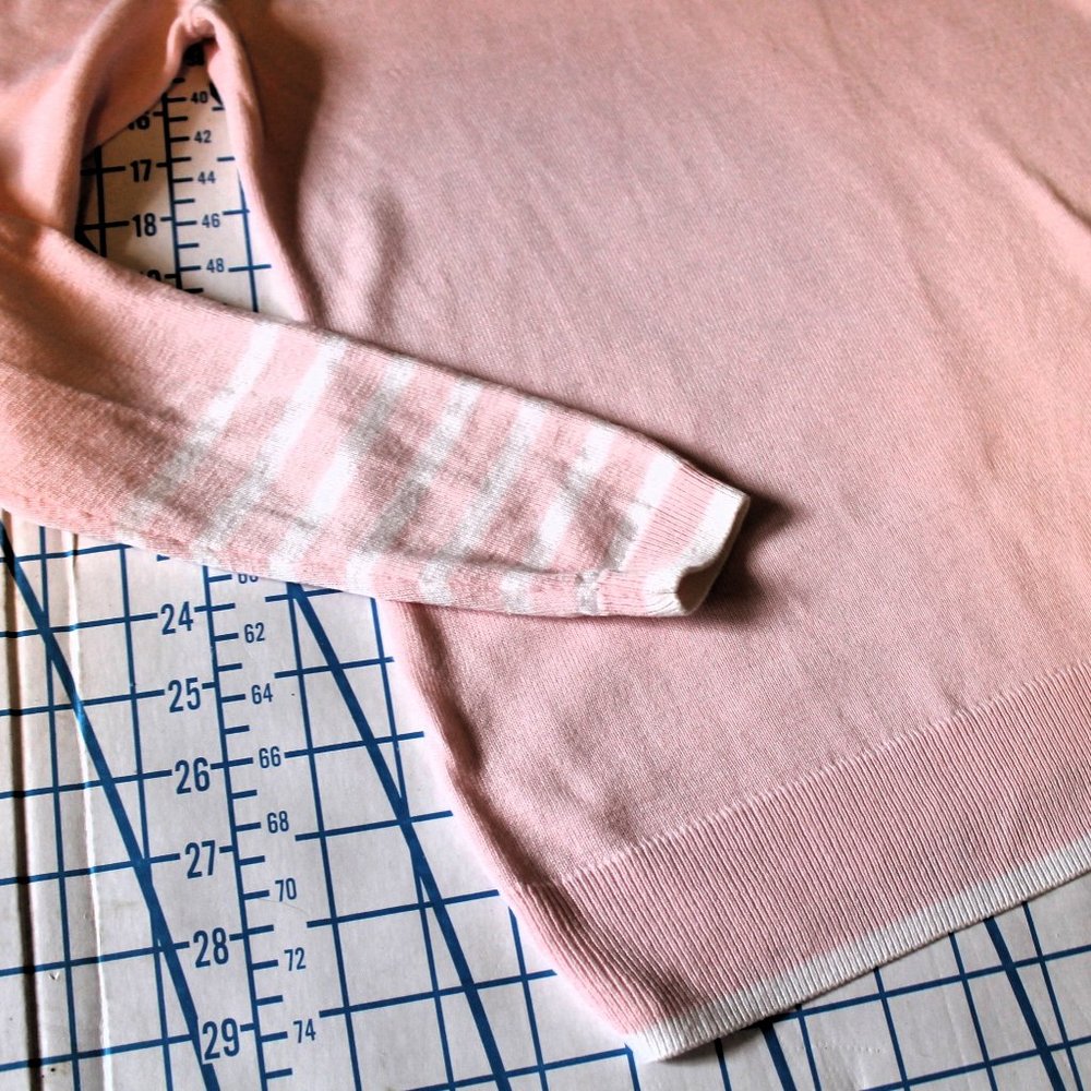 Tommy Hilfiger Pink Turtleneck, Heart Logo, Valentine Sweater, Small - Picture 4 of 10